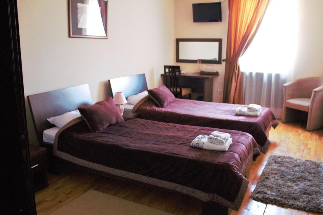 Garni Hotel City Kruševac Extérieur photo