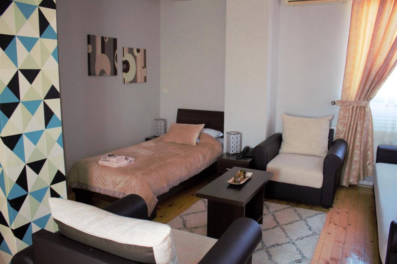 Garni Hotel City Kruševac Extérieur photo