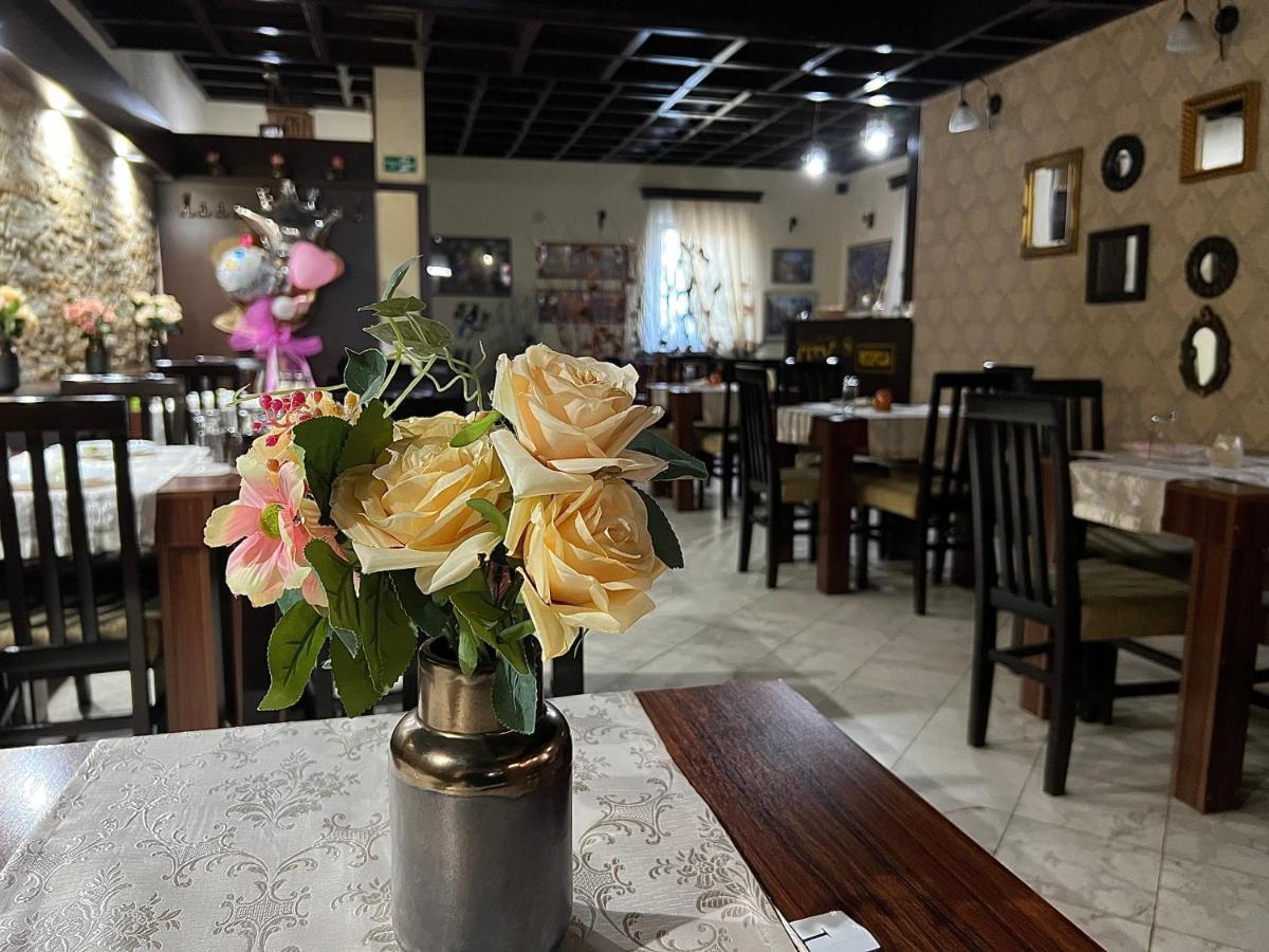 Garni Hotel City Kruševac Extérieur photo