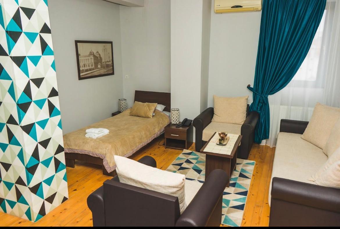 Garni Hotel City Kruševac Extérieur photo
